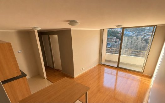 Departamento iluminado en condominio ubicado en Quilpué