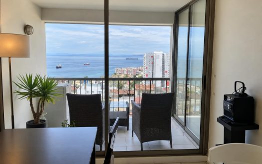 Departamento con vista al mar en cerro Barón
